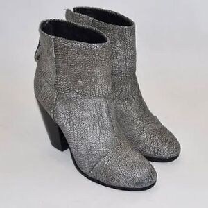 *Rag And Bone 'newbury' Bootie Metallic Black Gray Textured Sz 8.5 Us /